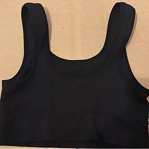 Black sports bra